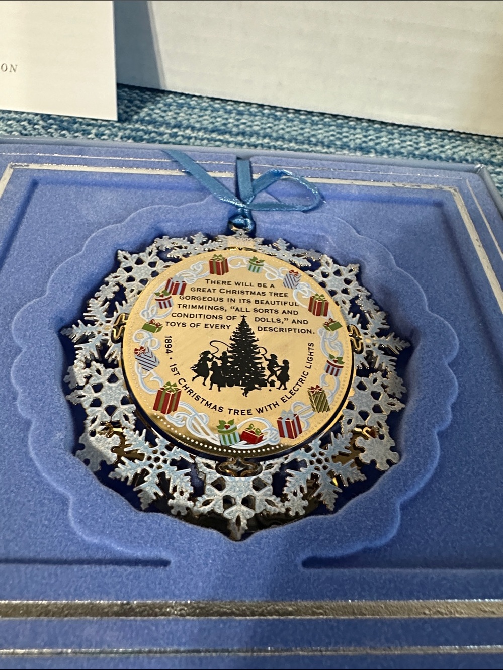 The White House Christmas Ornament 2008 Blue and Silver Snowflake Holiday
